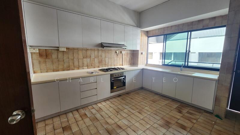 For Rent - Claymore Plaza Apartments