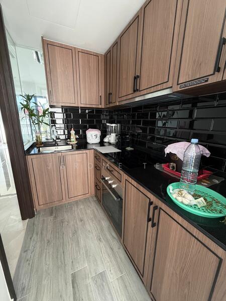 For Rent - Mayfair Gardens