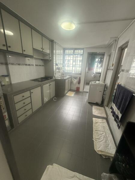 Fully functional kitchen