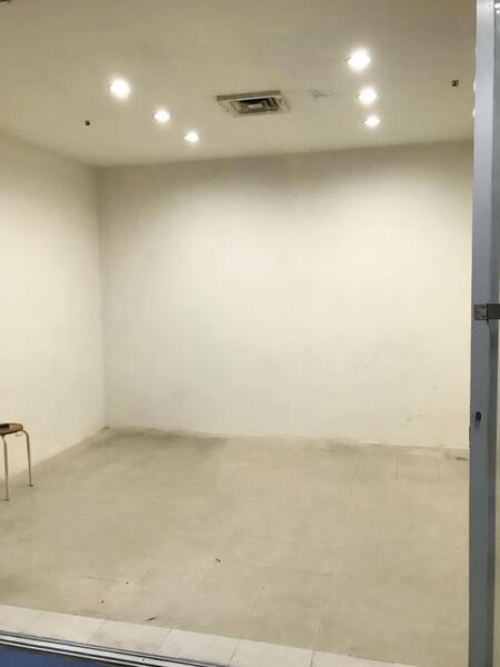 Bukit Timah Shopping Centre, 170 Upper Bukit Timah Road, 140 sqft, Mall Shop For Sale, by Melvin Lo, 60187068 - CommercialGuru.com.sg
