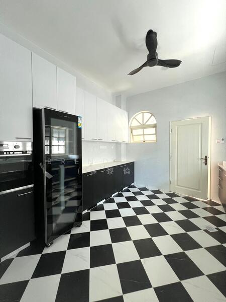 BRENDA ZEE ✧ 945O9938 ✧ D10 Bukit Timah ✧ Lavish GCB for Rent, Bukit Timah, Old Holland Road, Brizay Park, 6 Bedrooms, 12,000 sqft, Good Class Bungalow For Rent, by Brenda Zee (徐黎倫), 60187085 - Bukit Timah vicinity, Good Class Bungalow for rent - PropertyGuru.com.sg