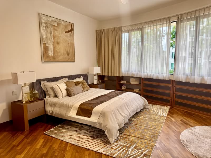 Large Master Bedroom – Freehold Family Home Ardmore