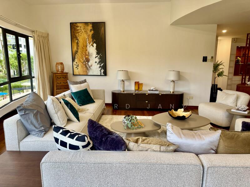 Living β Freehold Ardmore Residence