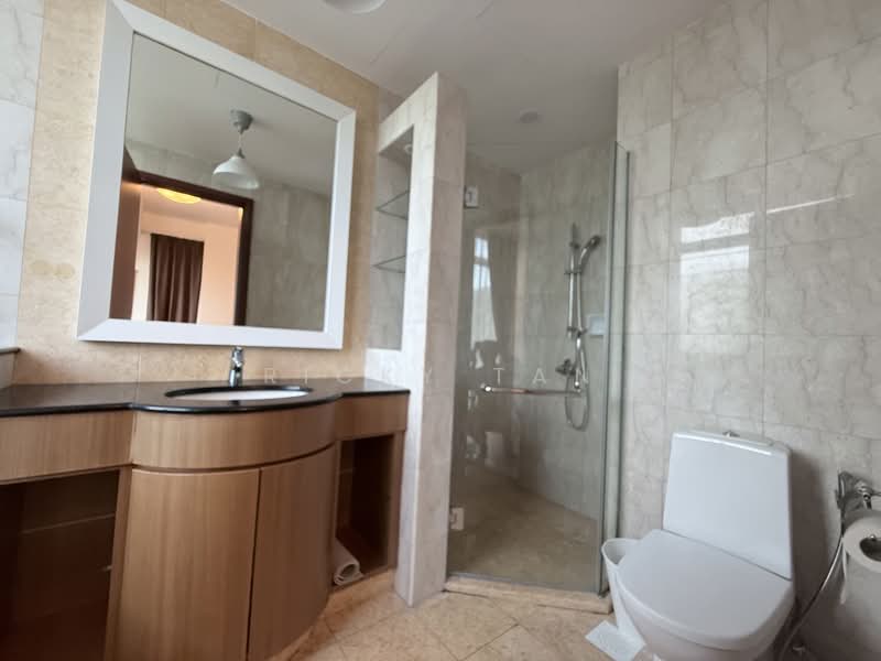 For Rent - The Petals