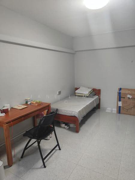 118 Clementi Street 13, 118 Clementi Street 13, Buona Vista / West Coast / Clementi New Town, Room Rental, 180 sqft, HDB Flat For Rent, by Jane Lim S C, 60187230 - Bedroom - PropertyGuru.com.sg