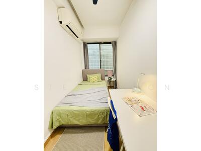 For Rent - International Plaza