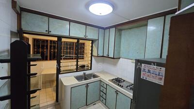 For Rent - 305 Canberra Road