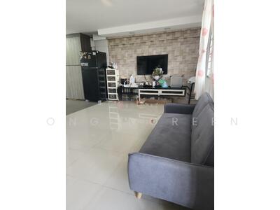 For Sale - 647 Yishun Street 61