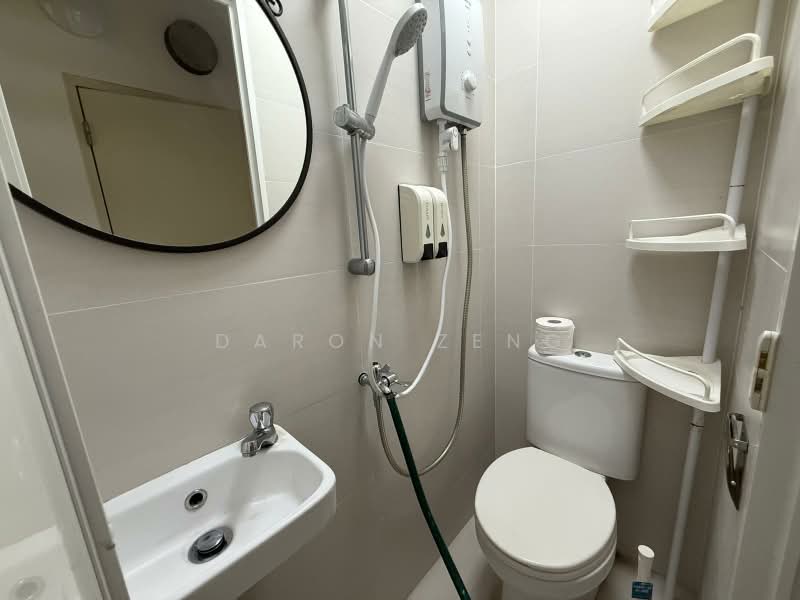 Westwood Residences EC, 188 Westwood Avenue, Room Rental, 100 sqft, Condominium For Rent, by Daron Zeng, 60187807 - Bathroom - PropertyGuru.com.sg