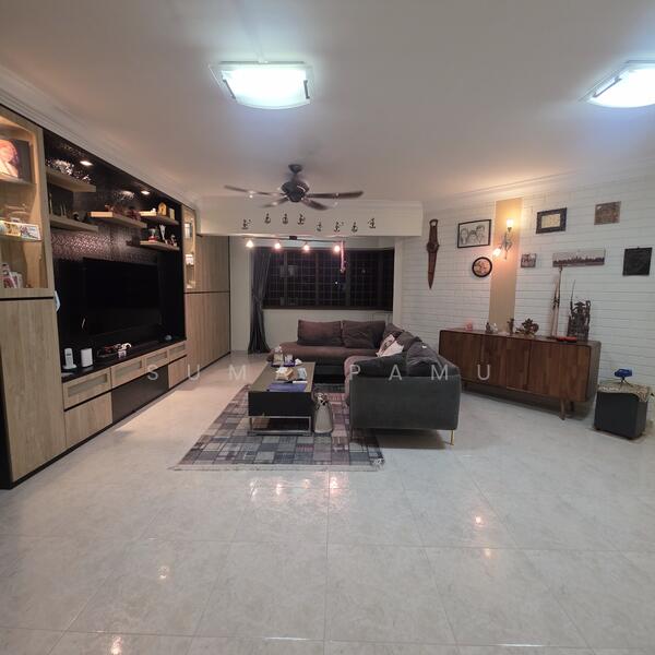 For Sale - 223C Compassvale Walk