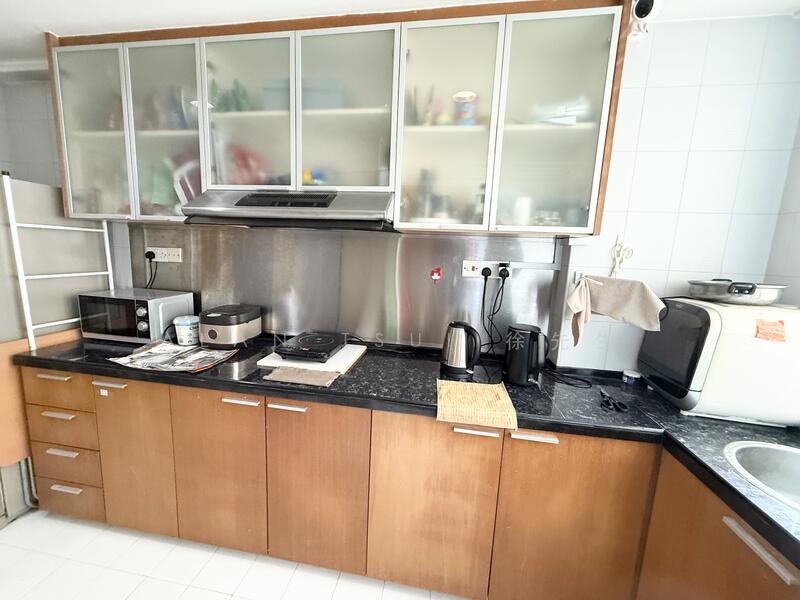 For Rent - Cheap Bedroom at Serangoon MRT Condo