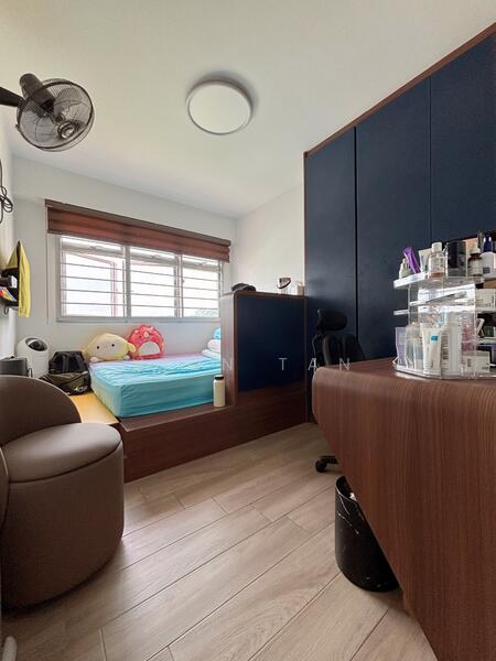 449A Bukit Batok West Avenue 9 HDB Flat For Sale at S$ 718,000 | PropertyGuru Singapore