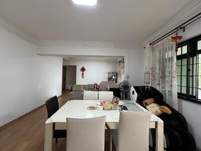 For Sale - 142 Rivervale Crescent