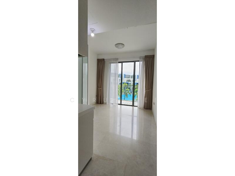 En suite Bedroom (2nd Master br)