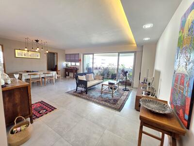 For Sale - 641 Hougang Avenue 8