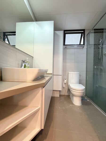 For Rent - Treasure Crest