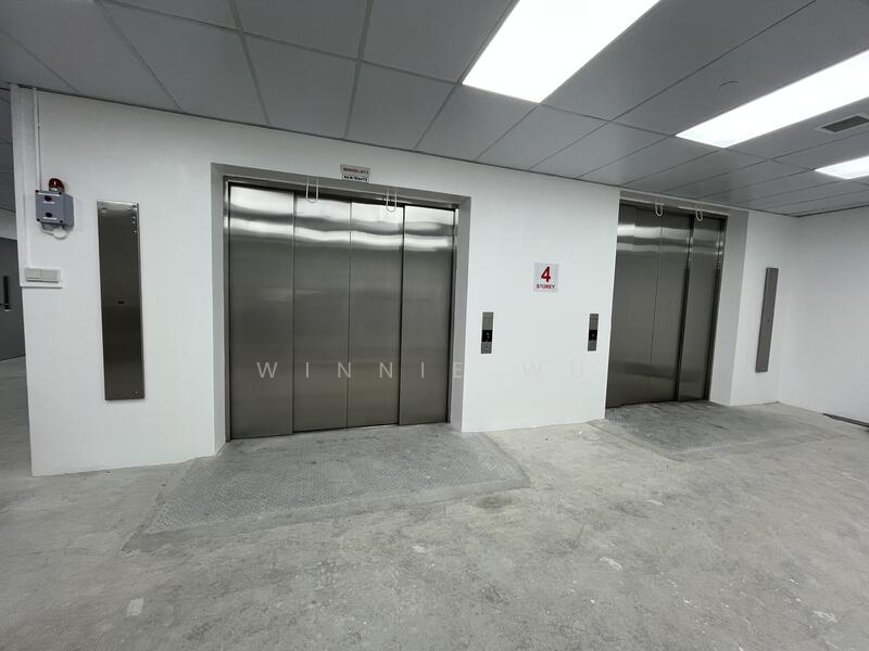 Chin Bee, Boon Lay / Jurong / Tuas, 1,237 sqft, Factory / Workshop (B2) For Rent, by Winnie Wu, 60188663 - Corridor - CommercialGuru.com.sg