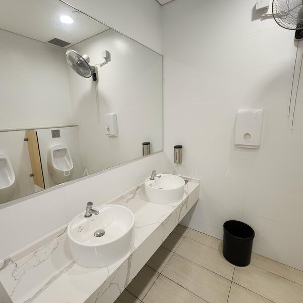 3 Biopolis Drive, Biopolis Drive, 2,500 sqft, Food & Beverage For Rent, by David Chia, 60188818 - CommercialGuru.com.sg