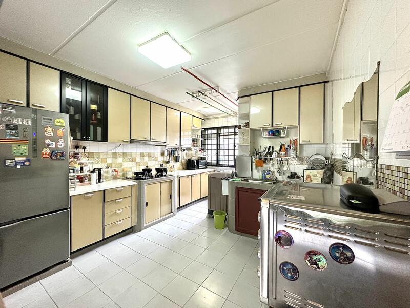 For Sale - 484 Pasir Ris Drive 4