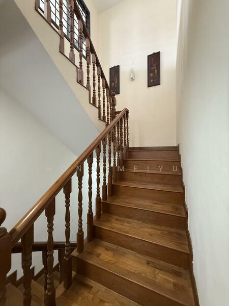 For Sale - Mugliston Hill