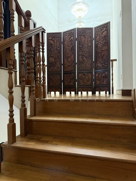 For Sale - Mugliston Hill