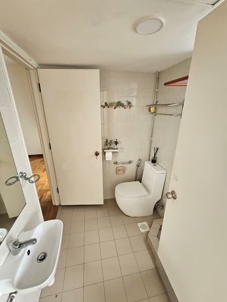 Jack & Jill Bathroom