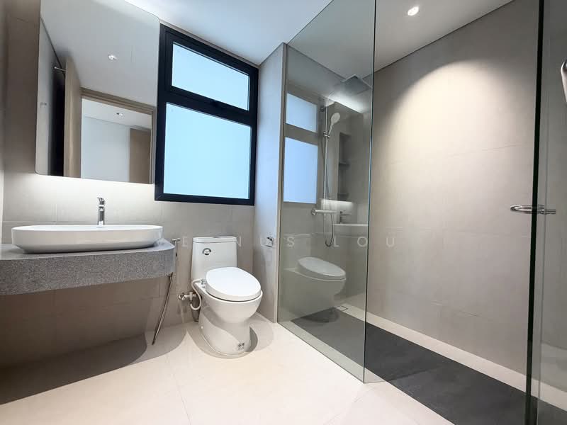 Whitley Road brand new semi detached w lift, Whitley road, dyson road, chancery hill, 4 Bedrooms, 4,000 sqft, Semi-Detached House For Rent, by Vernus Lou, 60189056 - Bathroom - PropertyGuru.com.sg