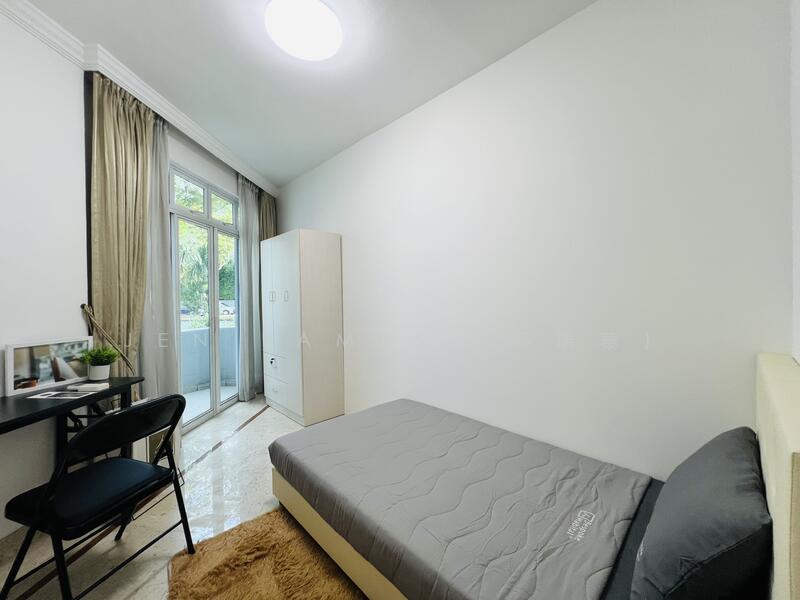 Leedon 2, 2 Leedon Road, Tanglin / Holland / Bukit Timah, Room Rental, 150 sqft, Condominium For Rent, by Jen James (邱瑞蓁), 60189066 - Bedroom - PropertyGuru.com.sg
