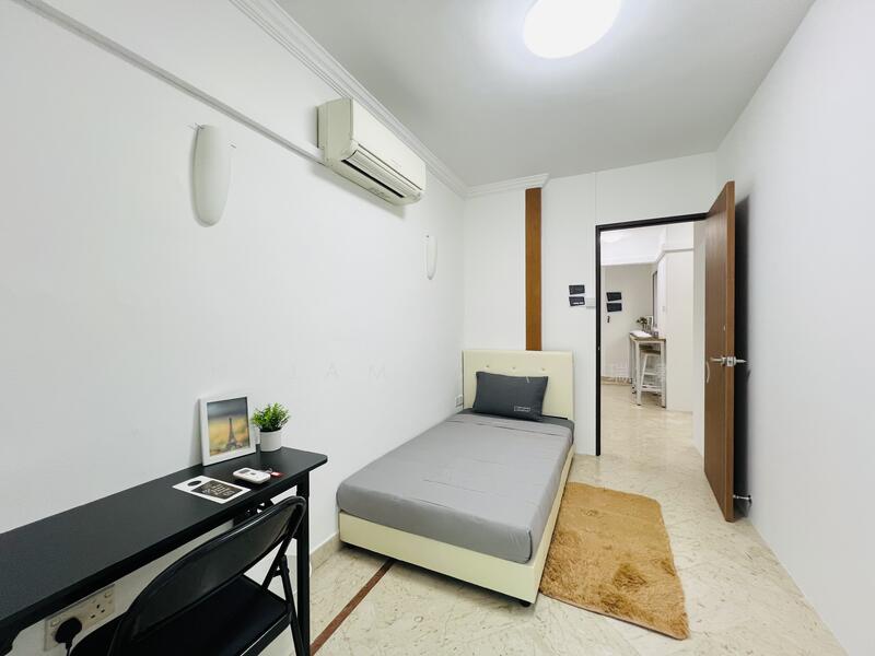 Leedon 2, 2 Leedon Road, Tanglin / Holland / Bukit Timah, Room Rental, 150 sqft, Condominium For Rent, by Jen James (邱瑞蓁), 60189066 - Bedroom - PropertyGuru.com.sg