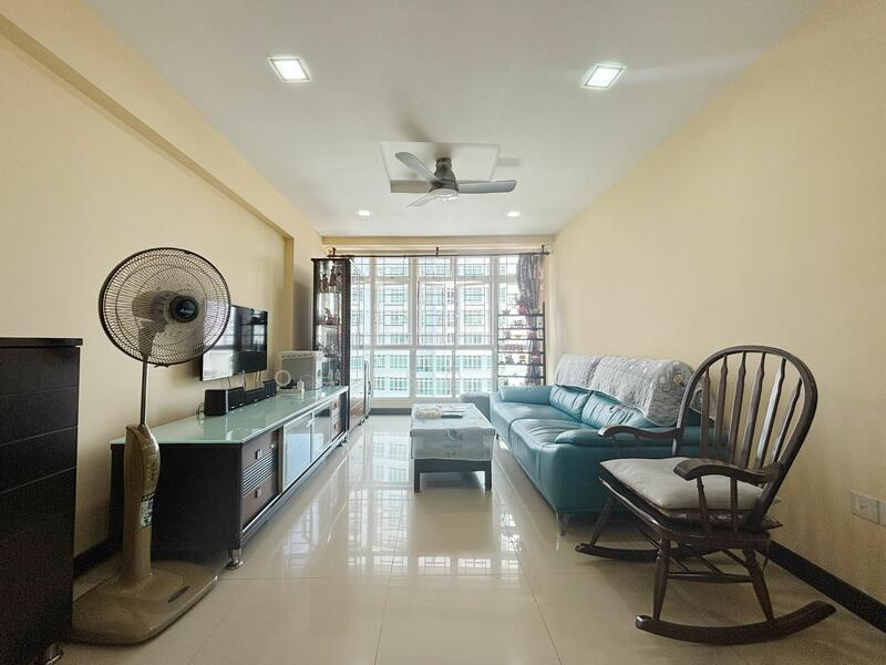 For Sale - 264B Compassvale Bow