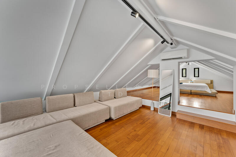 For Sale - Greendale Court