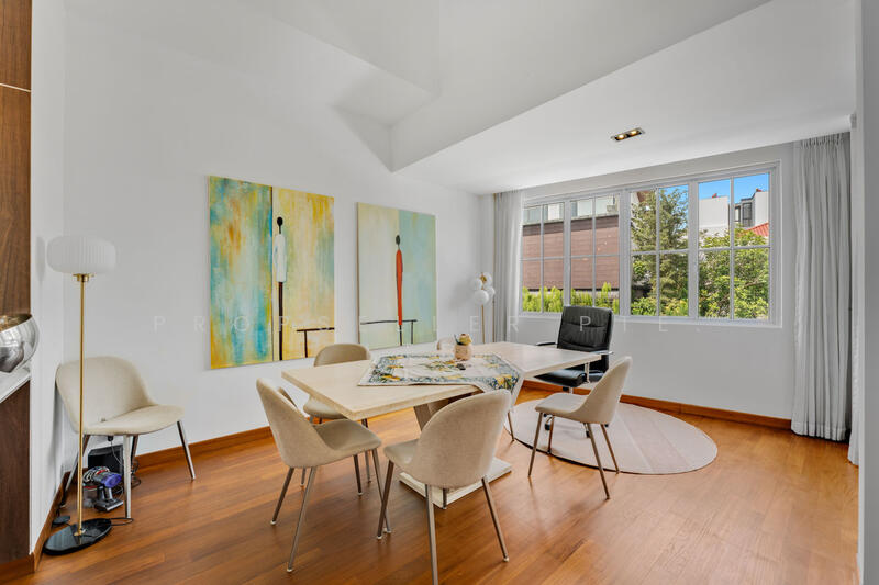 For Sale - Greendale Court