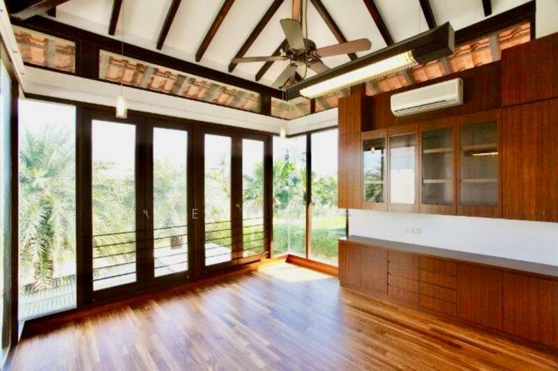 Ocean Drive Bungalow House For Sale at S$ 25,000,000 | PropertyGuru Singapore - Living Room