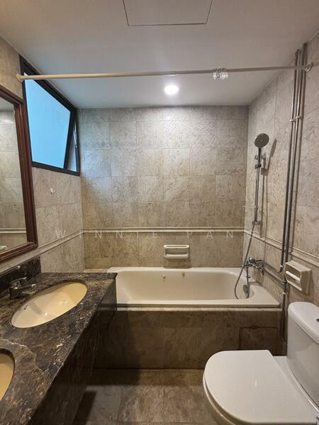 Ensuite bathroom