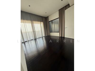 For Rent - Lloyd SixtyFive