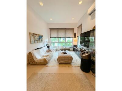 For Sale - Duchess Crest