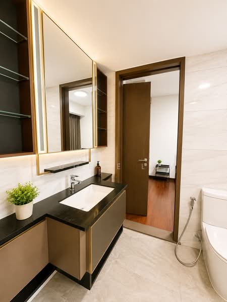 Normanton Park, 49 Normanton Park, 4 Bedrooms, 1,313 sqft, Condominium For Sale, by Eugene Lum, 60189500 - Bathroom - PropertyGuru.com.sg