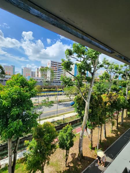 837 Yishun Street 81 HDB Flat For Sale at S$ 1,030,000 | PropertyGuru Singapore - Exterior