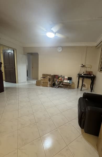144 Bishan Street 12, 144 Bishan Street 12, 3 Bedrooms, 1,119 sqft, HDB Flat For Sale, by Furness Sng, 60189589 - Living Room - PropertyGuru.com.sg