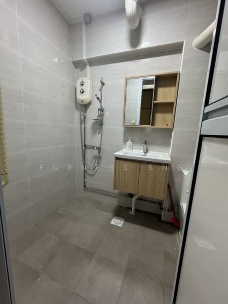 144 Bishan Street 12, 144 Bishan Street 12, 3 Bedrooms, 1,119 sqft, HDB Flat For Sale, by Furness Sng, 60189589 - Bathroom - PropertyGuru.com.sg