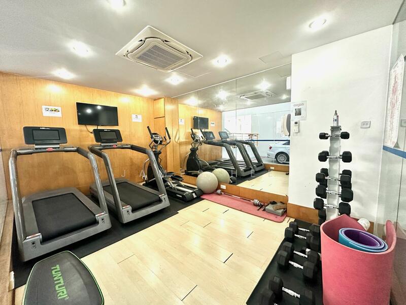 Grand Chateau, 2 JALAN RAJAWALI, Room Rental, 120 sqft, Condominium For Rent, by James Hee, 60189597 - PropertyGuru.com.sg