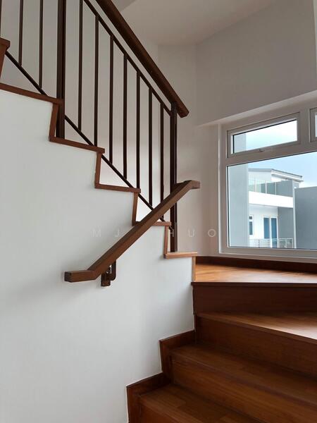 For Rent - Victory 8