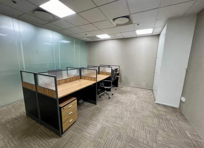 CITY HALL | Ready Move in Office | Directly Sheltered to MRT Station |, City Hall MRT, 1,023 sqft, Office For Rent, by Amy Aw 胡嘉薇, 60189774 - CommercialGuru.com.sg