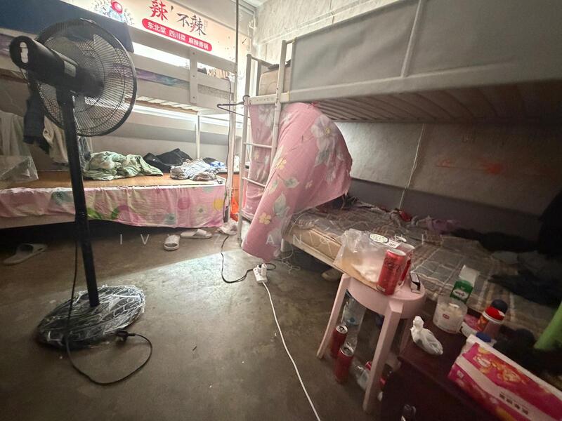 Bedok reservoir hdb shophouse with accommodation, Bedok / Upper East Coast, 1,646 sqft, Shop / Shophouse For Sale, by Ivy Zhang Rui, 60189804 - Bedroom - CommercialGuru.com.sg
