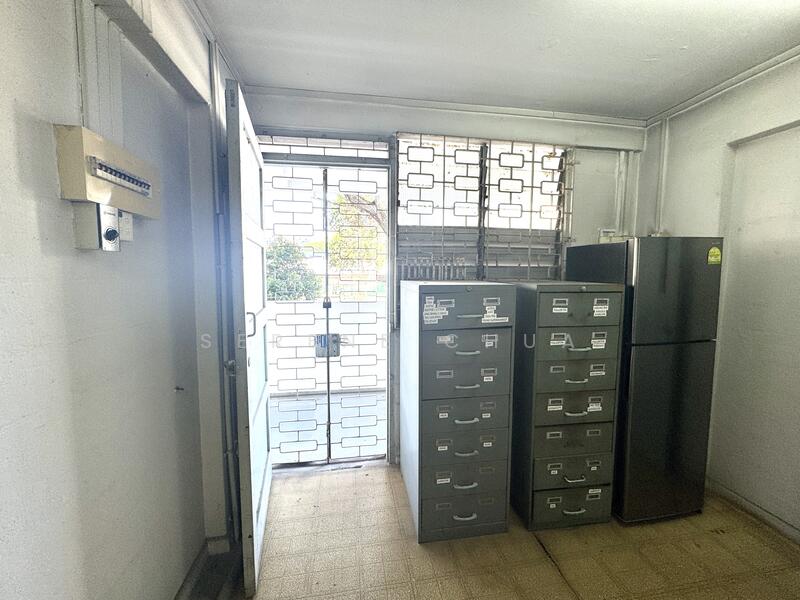20 CHAI CHEE ROAD, 20 CHAI CHEE ROAD, 1,377 sqft, Medical For Sale, by Serene Chua, 60189873 - Level 2 front door - CommercialGuru.com.sg