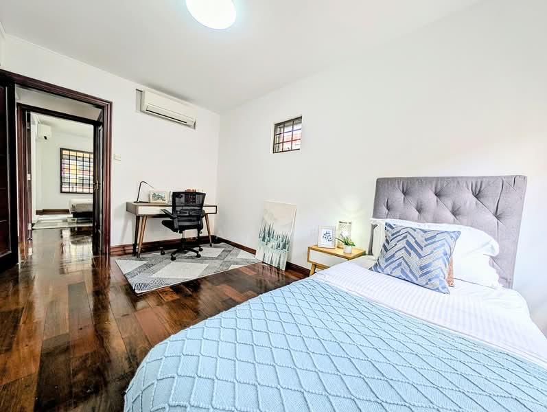 646 Jalan Tenaga HDB Flat For Sale at S$ 878,888 | PropertyGuru Singapore - Bedroom