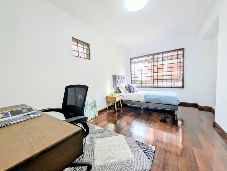 646 Jalan Tenaga HDB Flat For Sale at S$ 878,888 | PropertyGuru Singapore - Bedroom