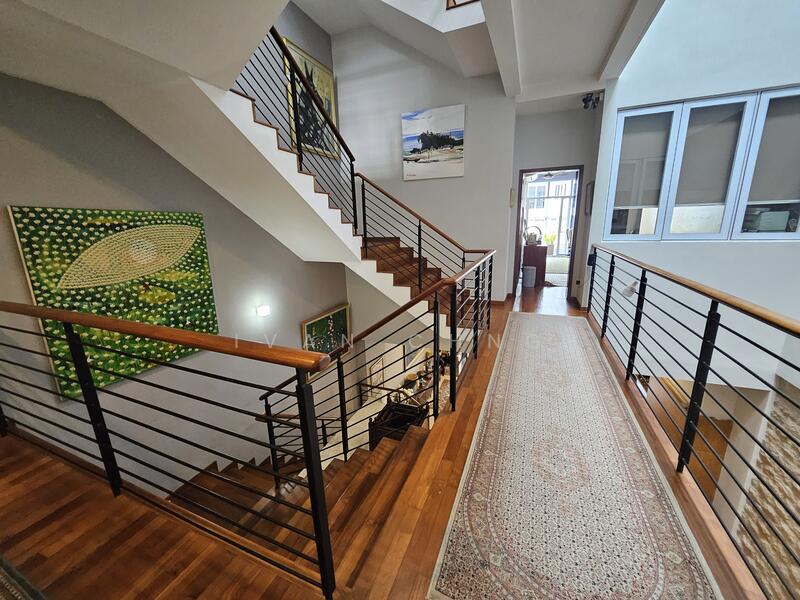 ⭐️⭐️LANDED7772@ Spacious layout Renovated 3 Storey Terrace with 4+1 Bedrooms Terraced House For Sale at S$ 6,280,000 | PropertyGuru Singapore