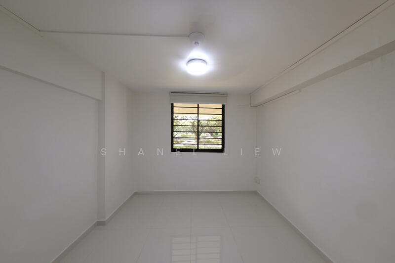 For Sale - 33 Marine Crescent