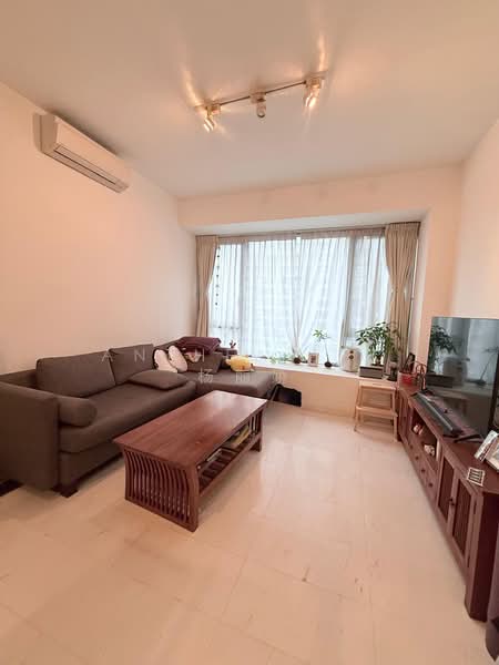 Altez Condominium For Sale at S$ 1,200,000 | PropertyGuru Singapore - Living Room